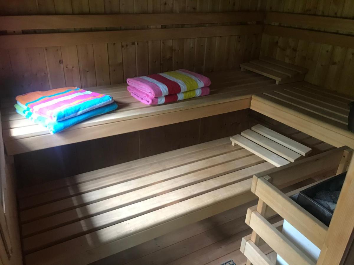 Kunsthaus Mit Gartensauna Dierdorf Eksteriør bilde